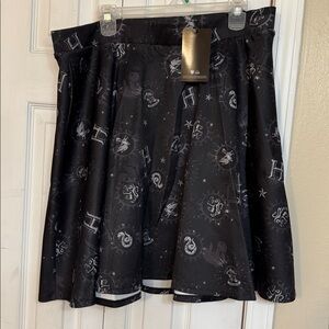 Torrid Harry Potter Four Houses Skirt scuba skirt NWT Size 1 (14/16)